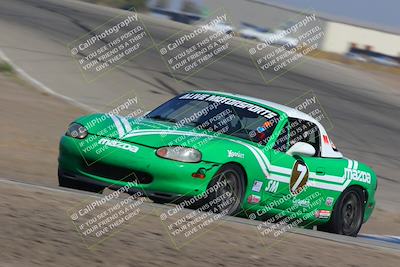 media/Oct-29-2022-CalClub SCCA (Sat) [[e05833b2e9]]/Race Group 3/Qualifying (Outside Grapevine)/